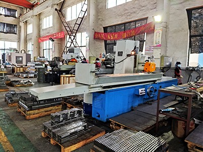 折彎機(jī)夾模具